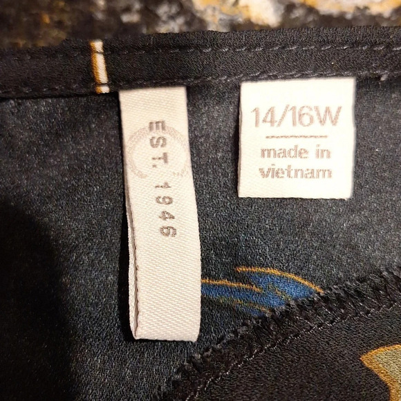 J womens Cato floral 3/4 flare sleeve plus size top 14/16W - Picture 4 of 5